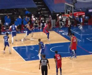 开云体育平台-恩比德不满判罚:詹姆斯应领到二级恶犯被驱逐出场